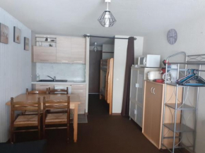 Studio cosy avec Wi-Fi au centre de Super Besse - FR-1-814-33